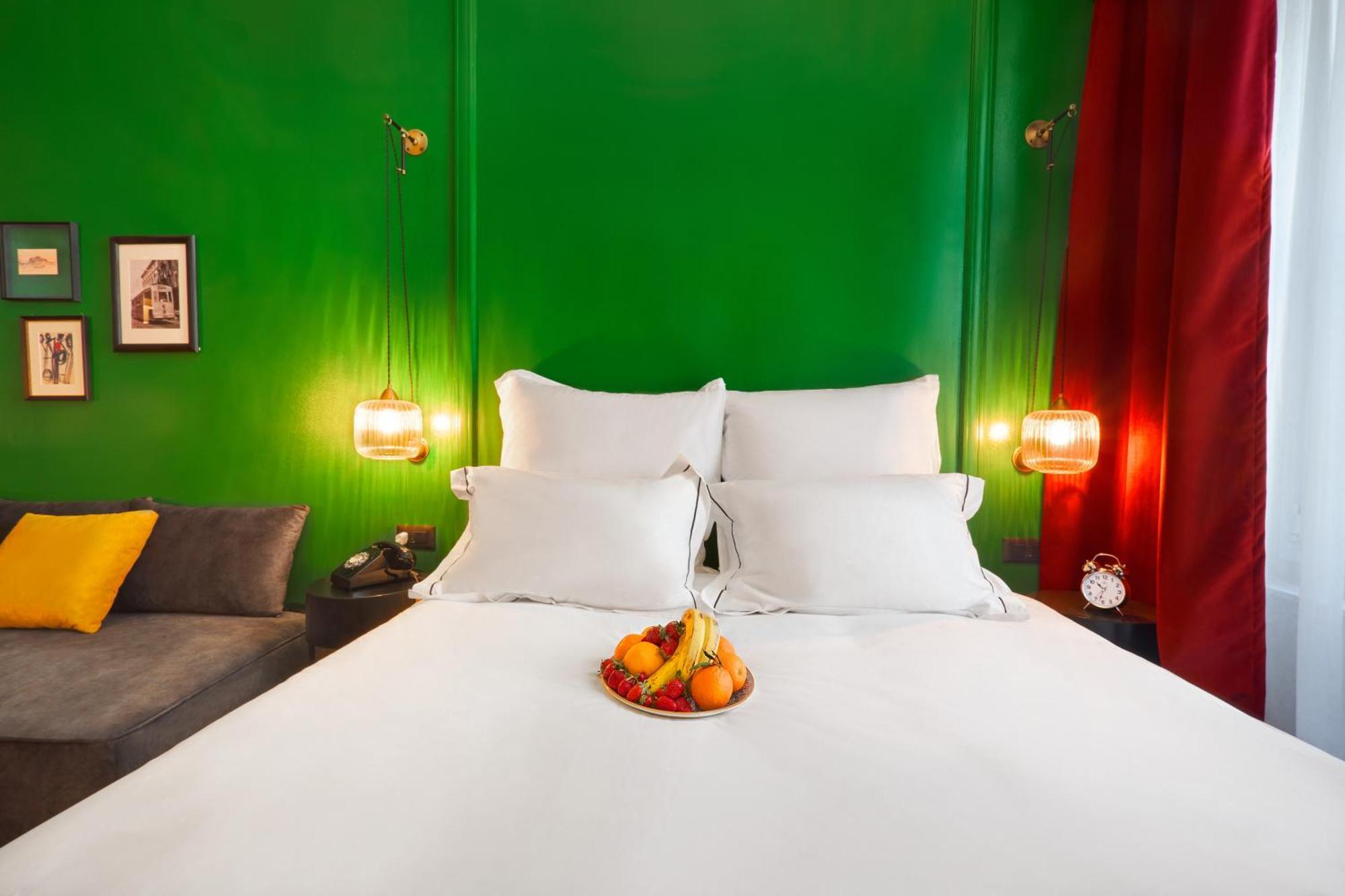 Soho Athinas 60 Hotel Атина Екстериор снимка