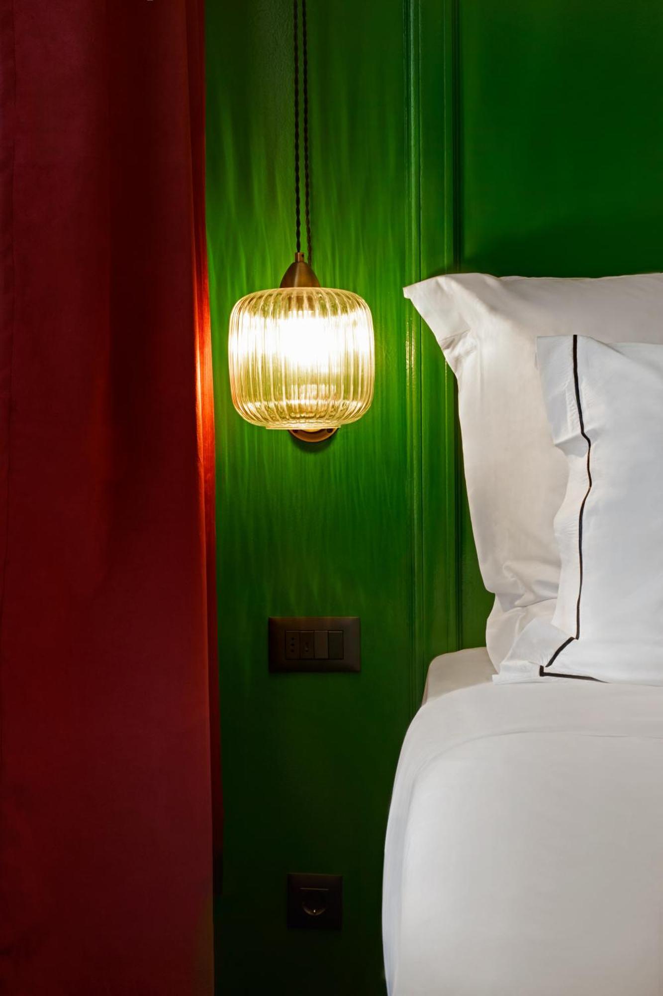 Soho Athinas 60 Hotel Атина Екстериор снимка