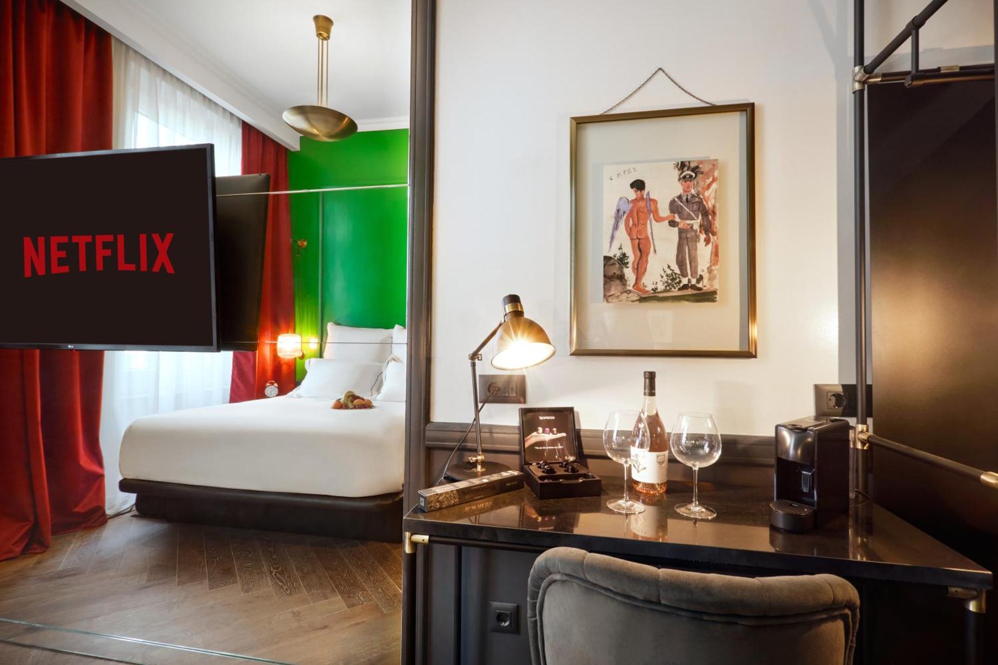 Soho Athinas 60 Hotel Атина Екстериор снимка