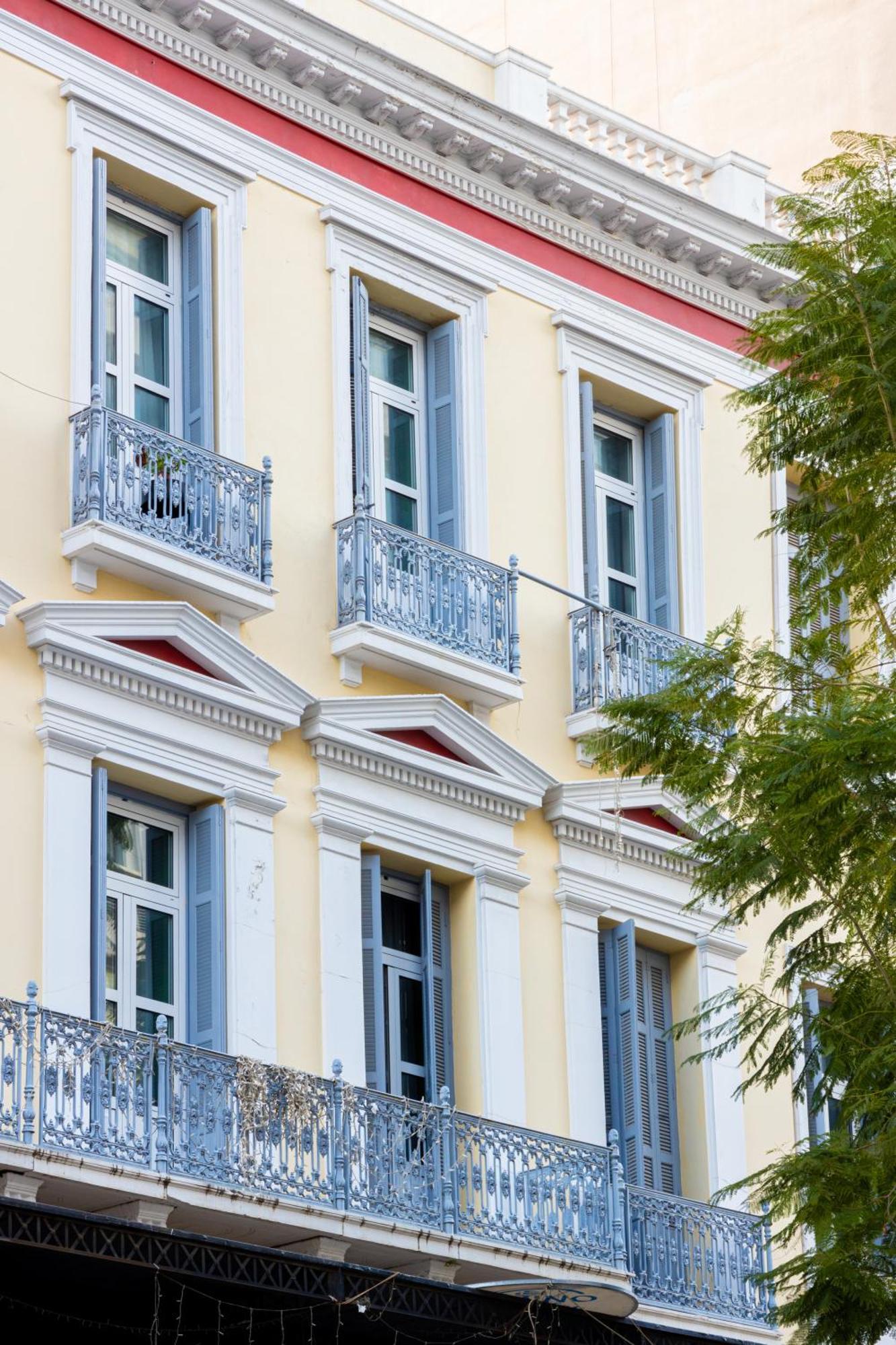 Soho Athinas 60 Hotel Атина Екстериор снимка
